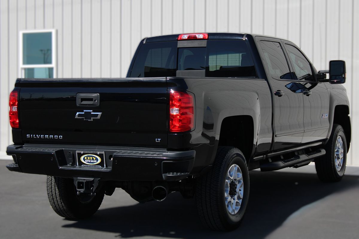 2018 Chevrolet Silverado 2500HD LT photo 7