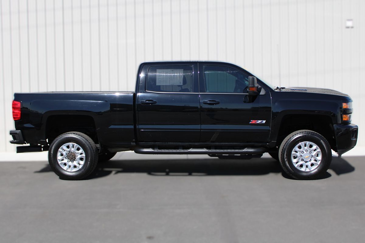 2018 Chevrolet Silverado 2500HD LT photo 8