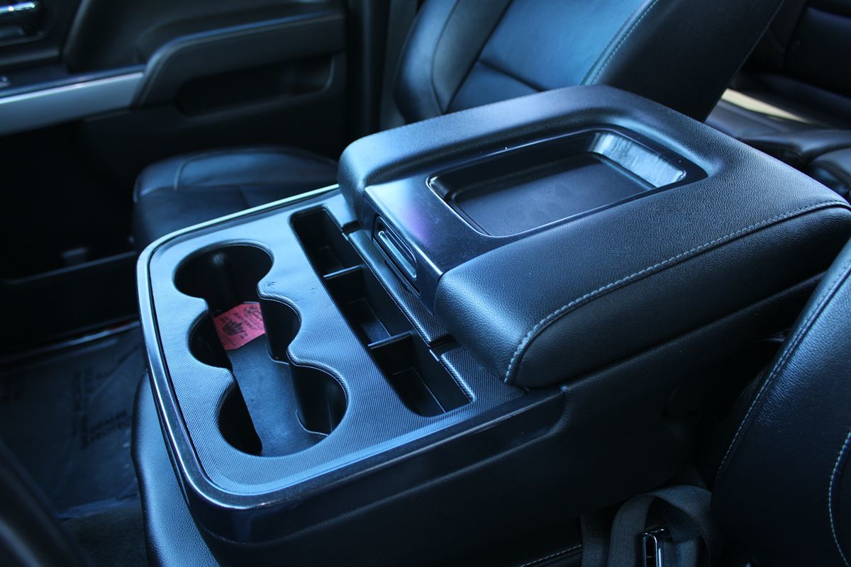 2018 Chevrolet Silverado 2500HD LT photo 22