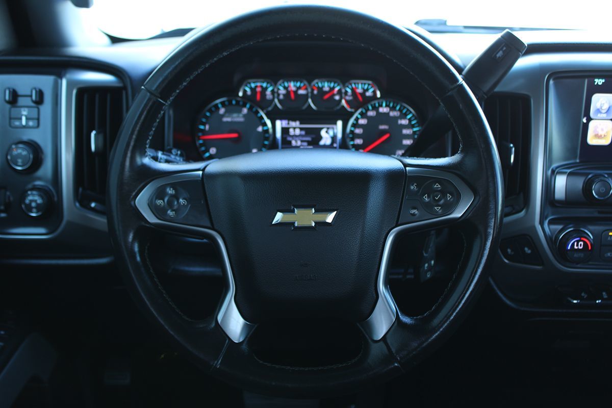 2018 Chevrolet Silverado 2500HD LT photo 11