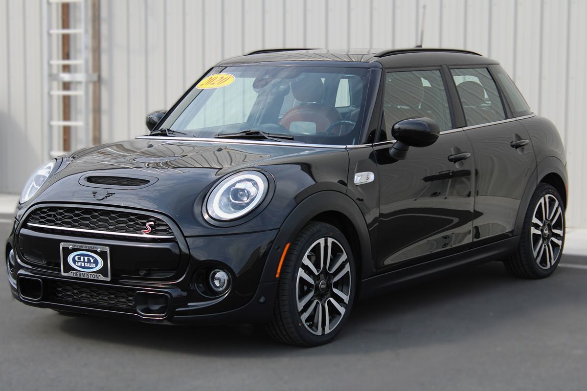 2020 Mini Cooper 4 Door Hardtop S Iconic photo 3