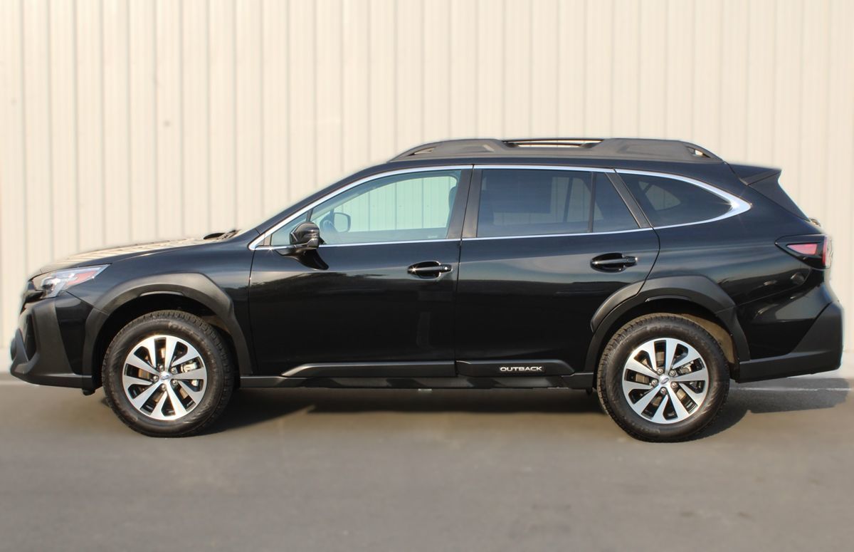 2023 Subaru Outback Premium photo 4