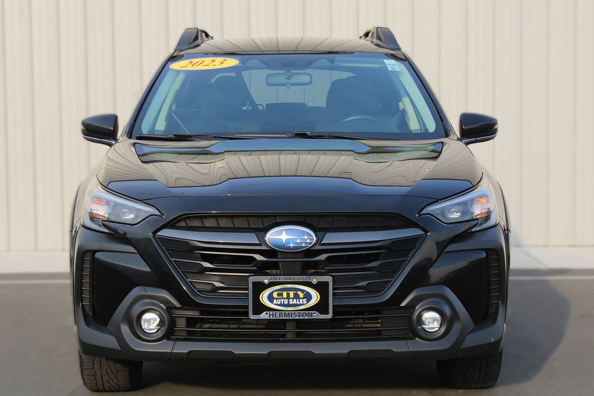 2023 Subaru Outback Premium photo 2