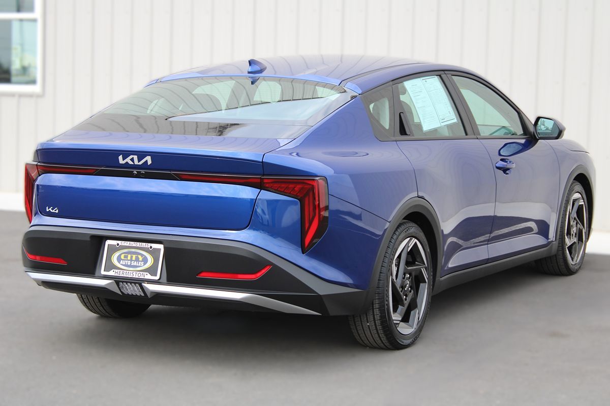 2025 Kia K4 EX photo 7