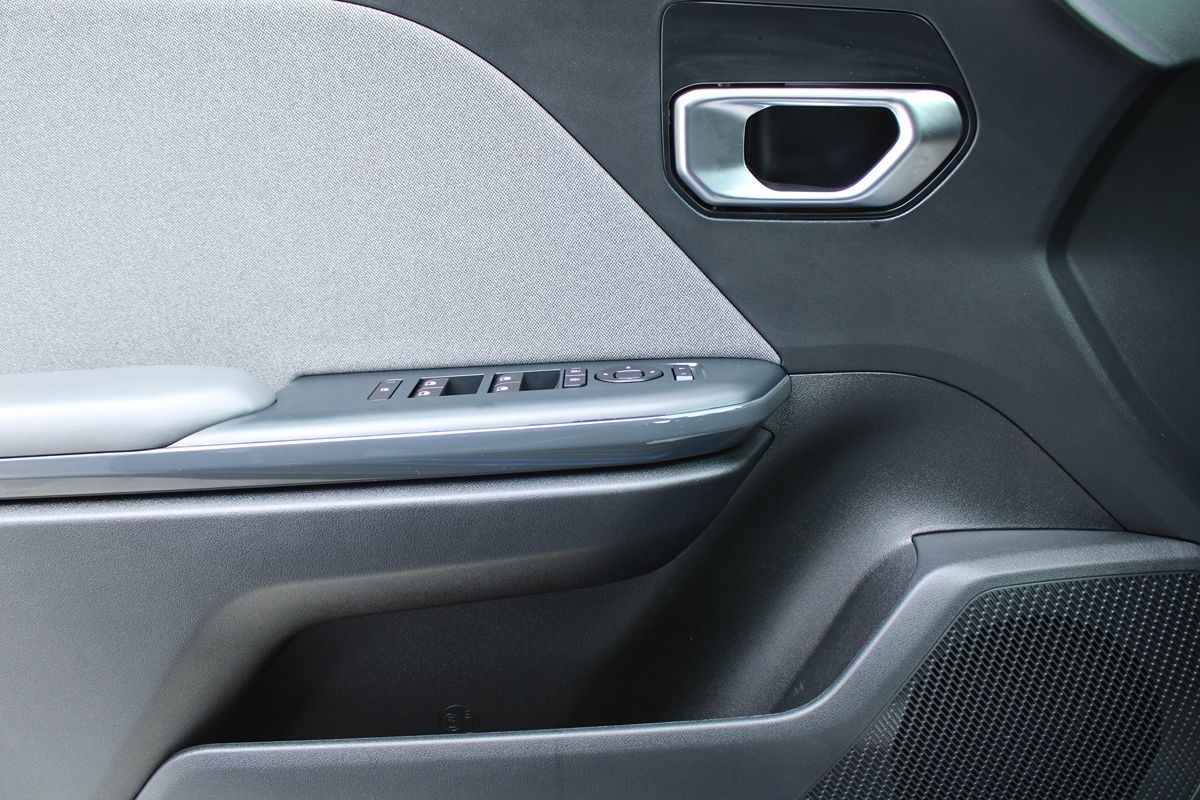 2025 Kia K4 EX photo 18