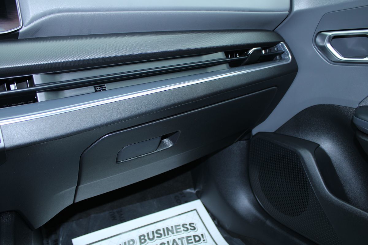 2025 Kia K4 EX photo 25
