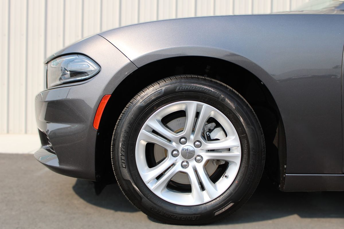 2023 Dodge Charger SXT photo 5