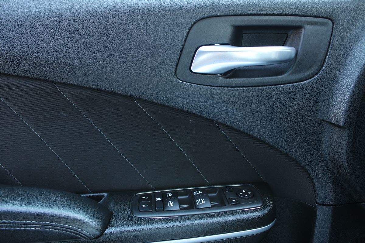 2023 Dodge Charger SXT photo 19