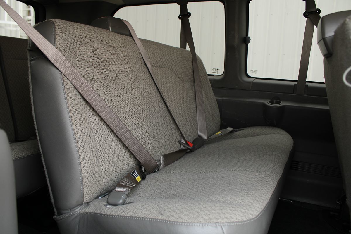 2020 Chevrolet Express Passenger LT photo 15