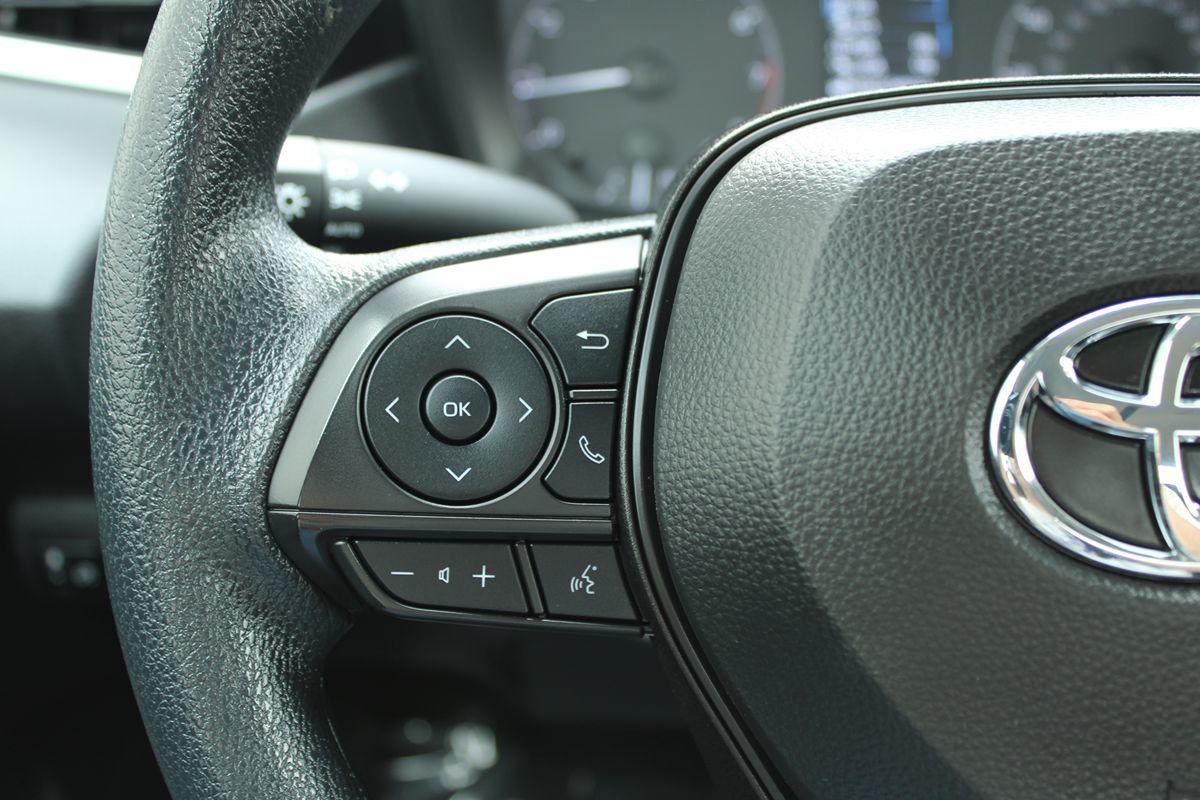 2024 Toyota Corolla LE photo 10