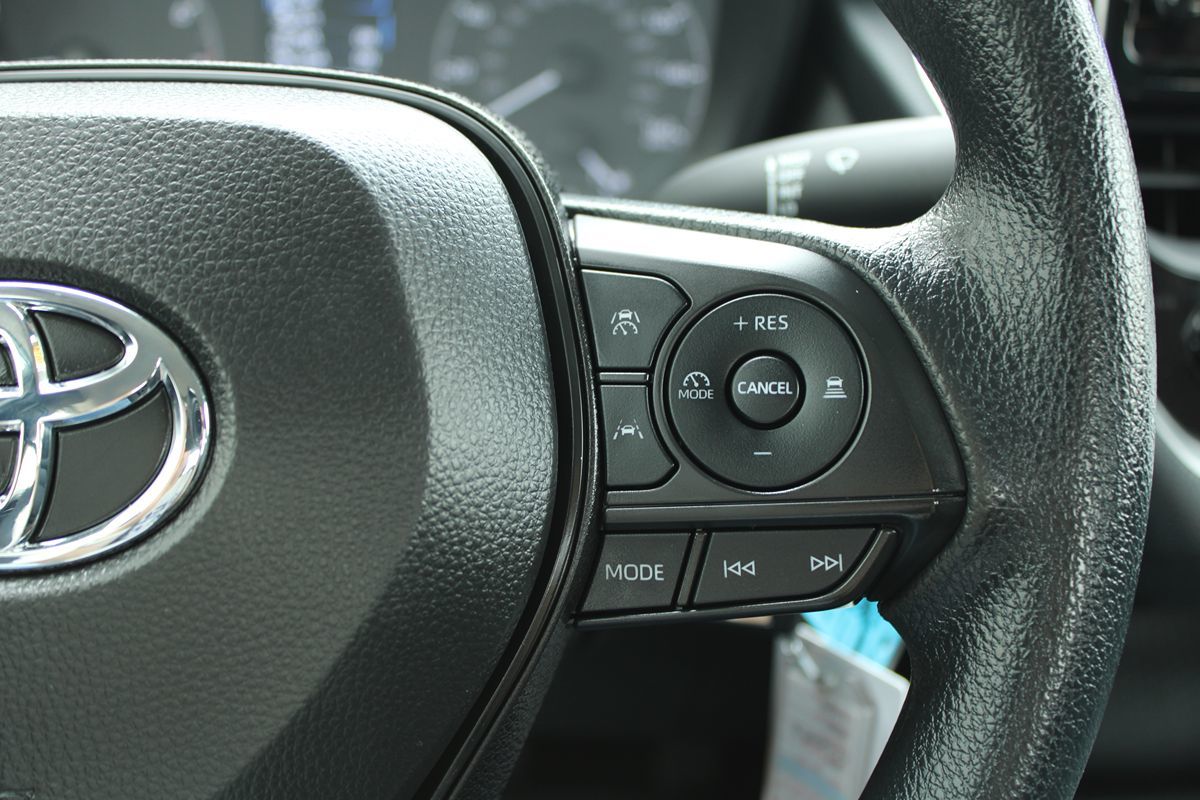 2024 Toyota Corolla LE photo 11