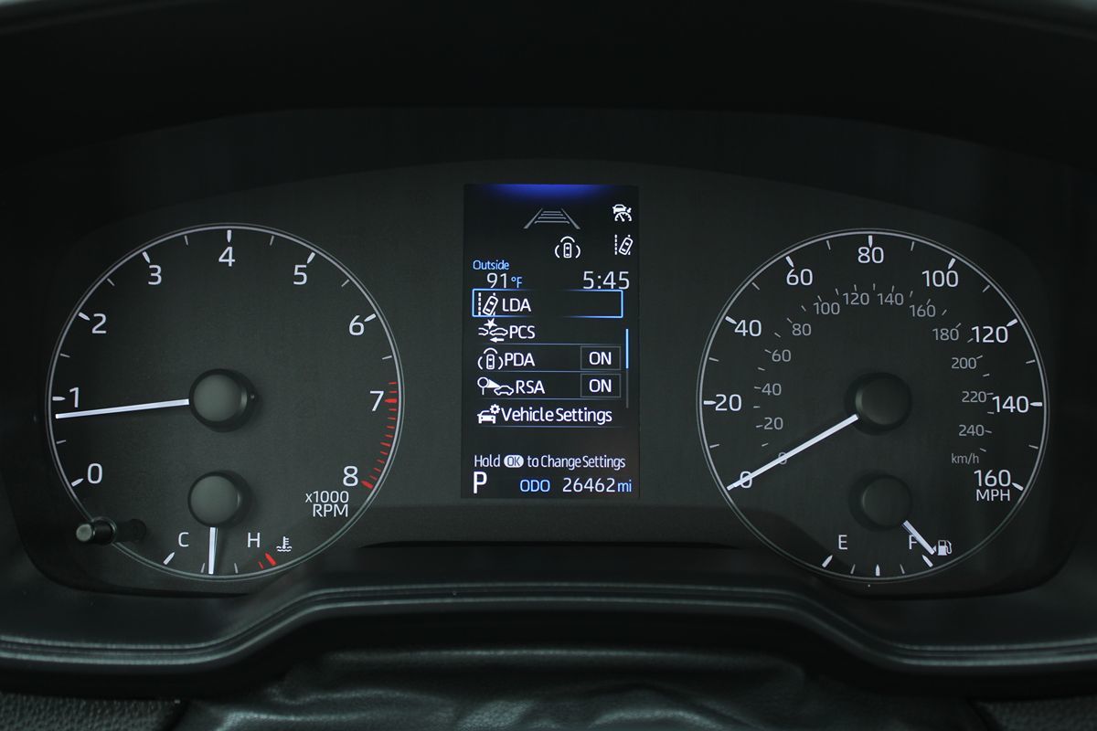 2024 Toyota Corolla LE photo 14