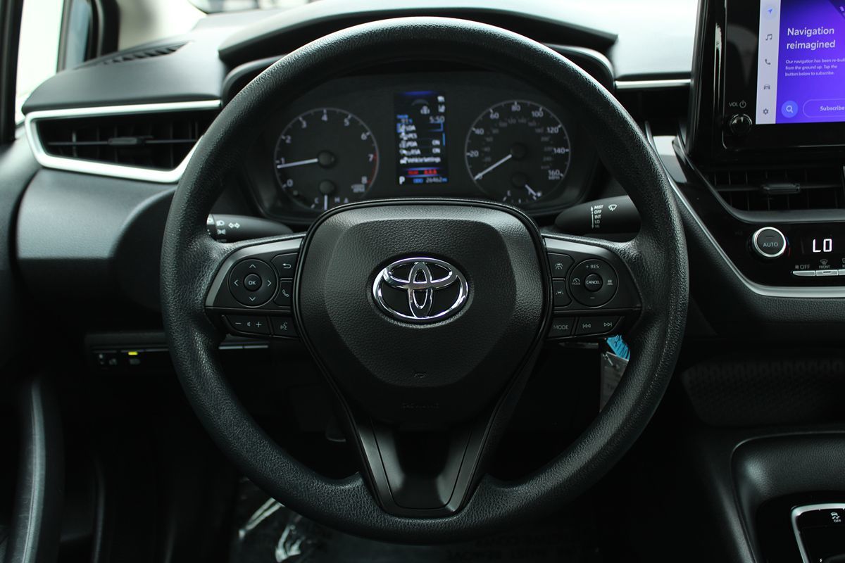 2024 Toyota Corolla LE photo 12