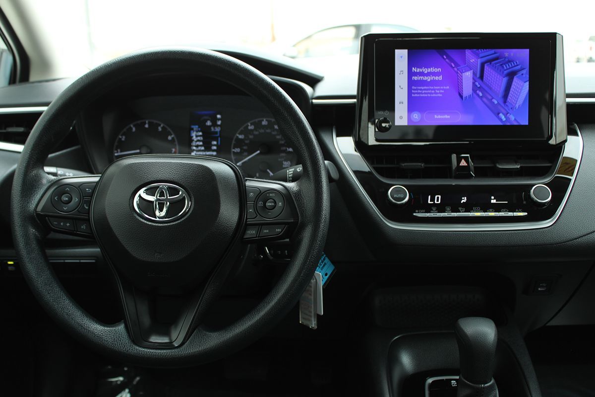 2024 Toyota Corolla LE photo 13