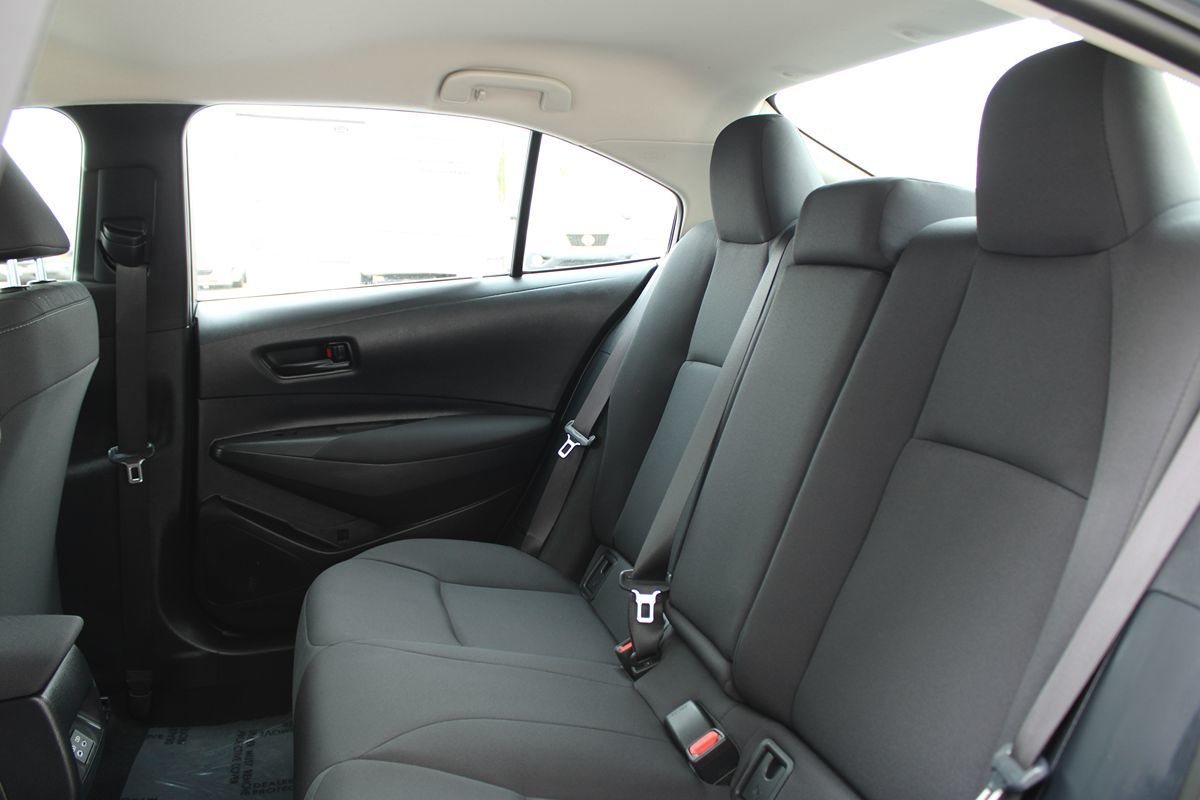 2024 Toyota Corolla LE photo 16