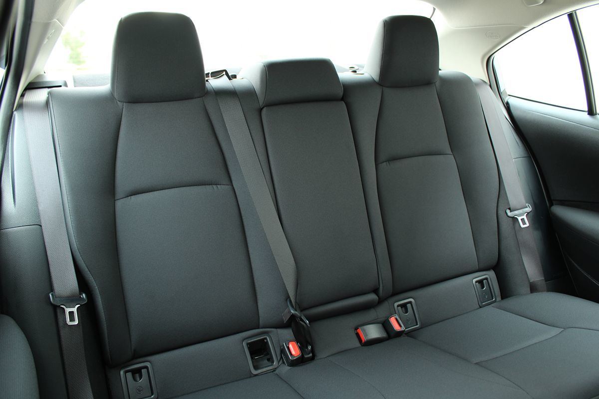 2024 Toyota Corolla LE photo 17