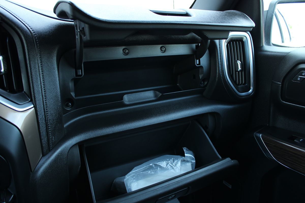 2020 Chevrolet Silverado 1500 High Country photo 20
