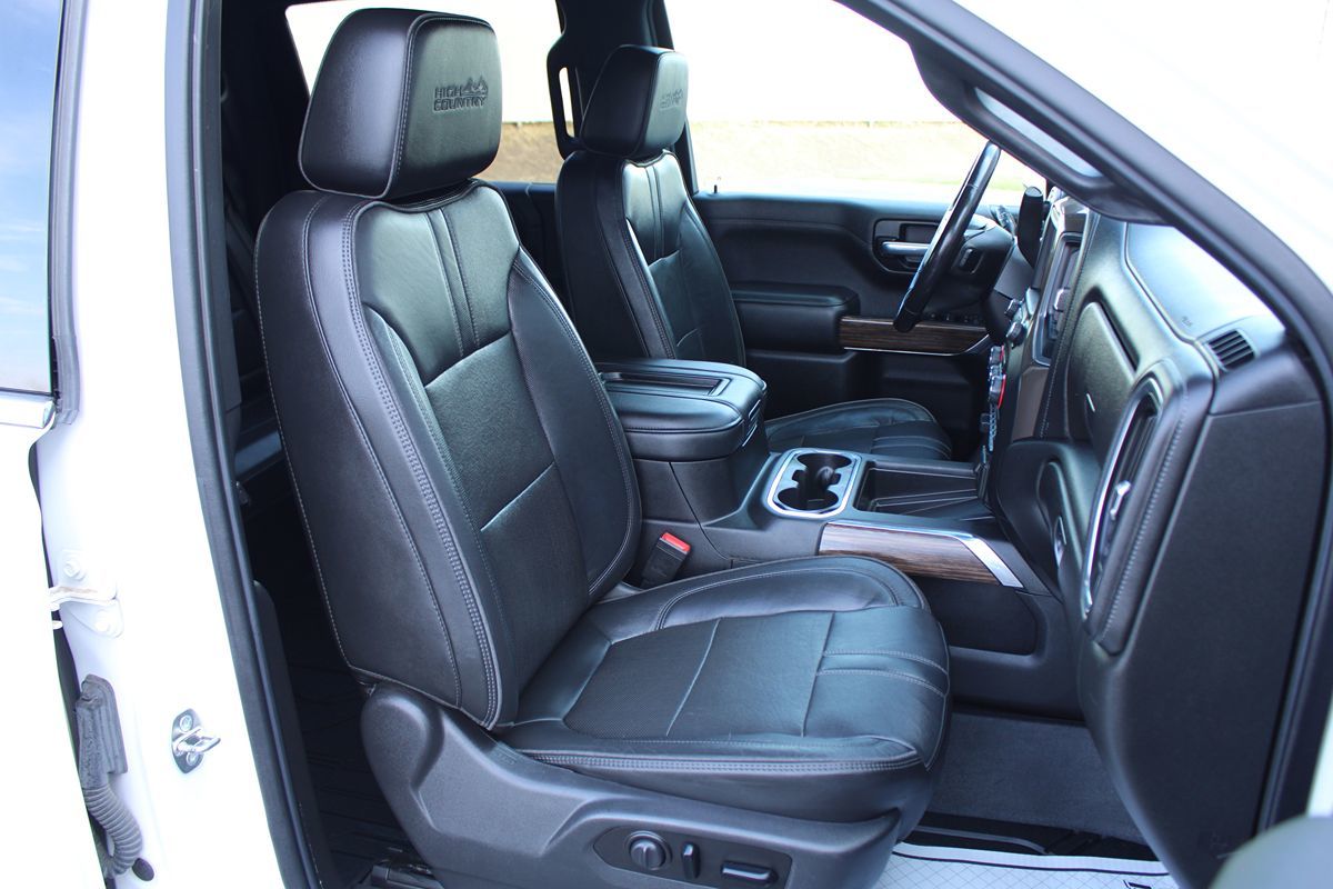2020 Chevrolet Silverado 1500 High Country photo 11
