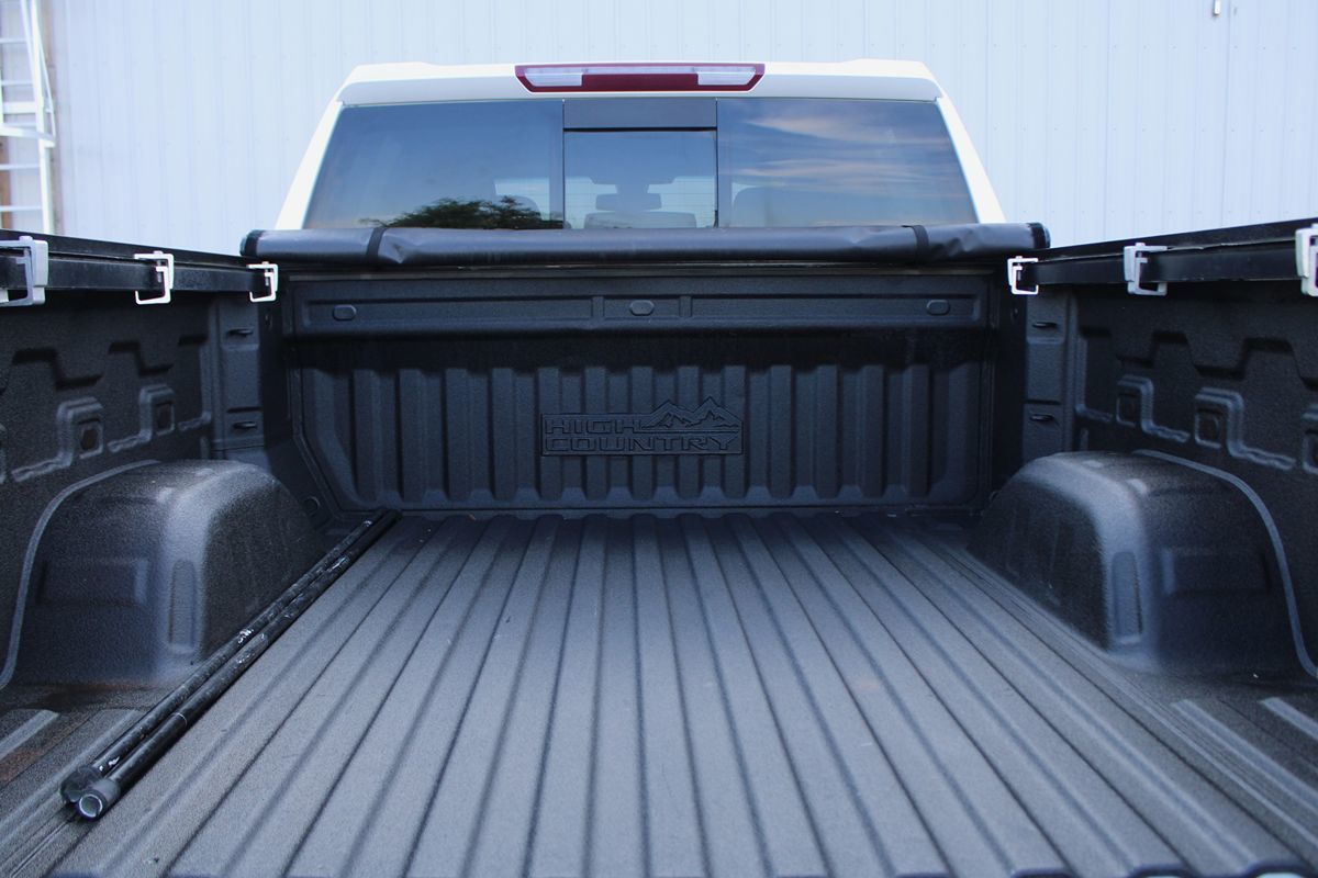 2020 Chevrolet Silverado 1500 High Country photo 21