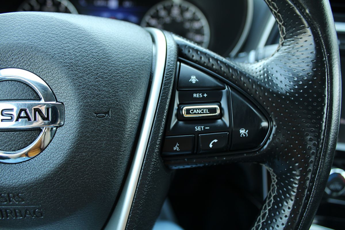 2021 Nissan Maxima SV photo 11