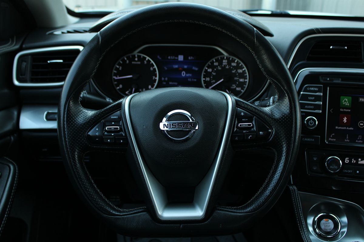 2021 Nissan Maxima SV photo 12