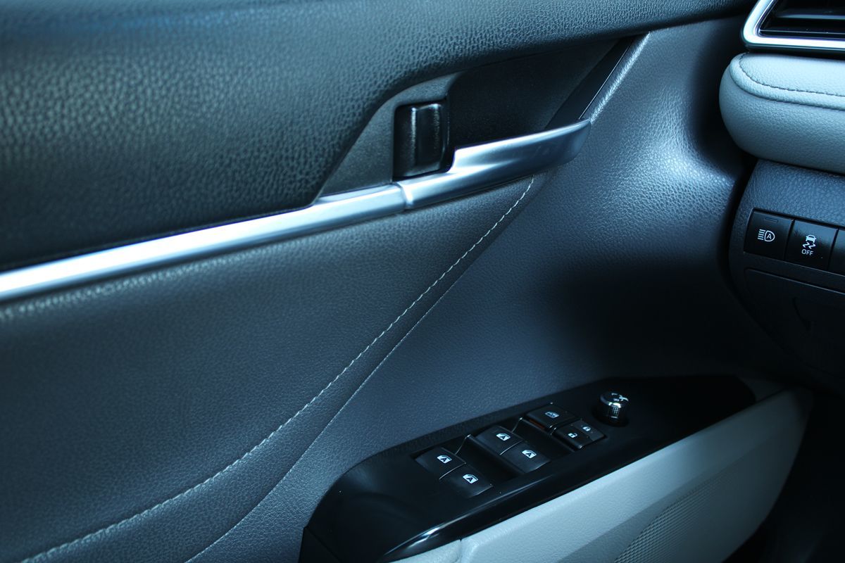 2018 Toyota Camry XSE photo 19