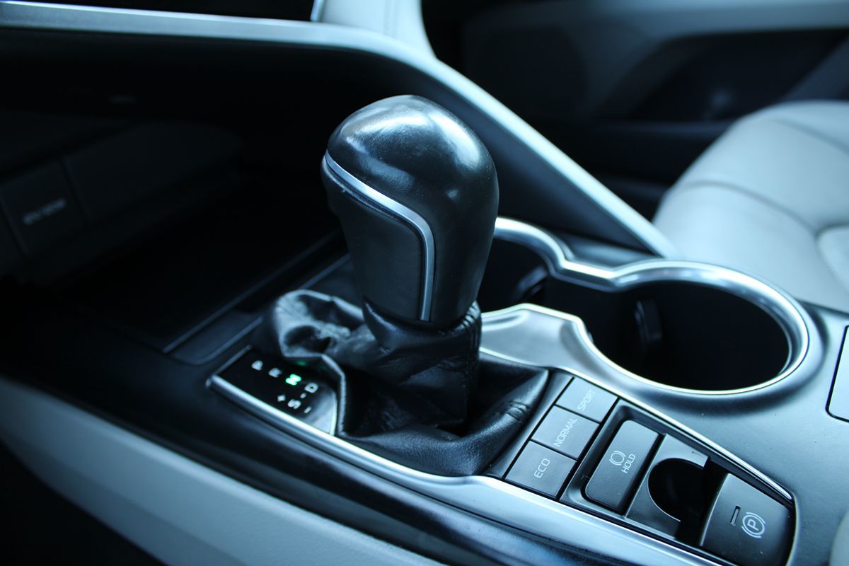 2018 Toyota Camry XSE photo 23