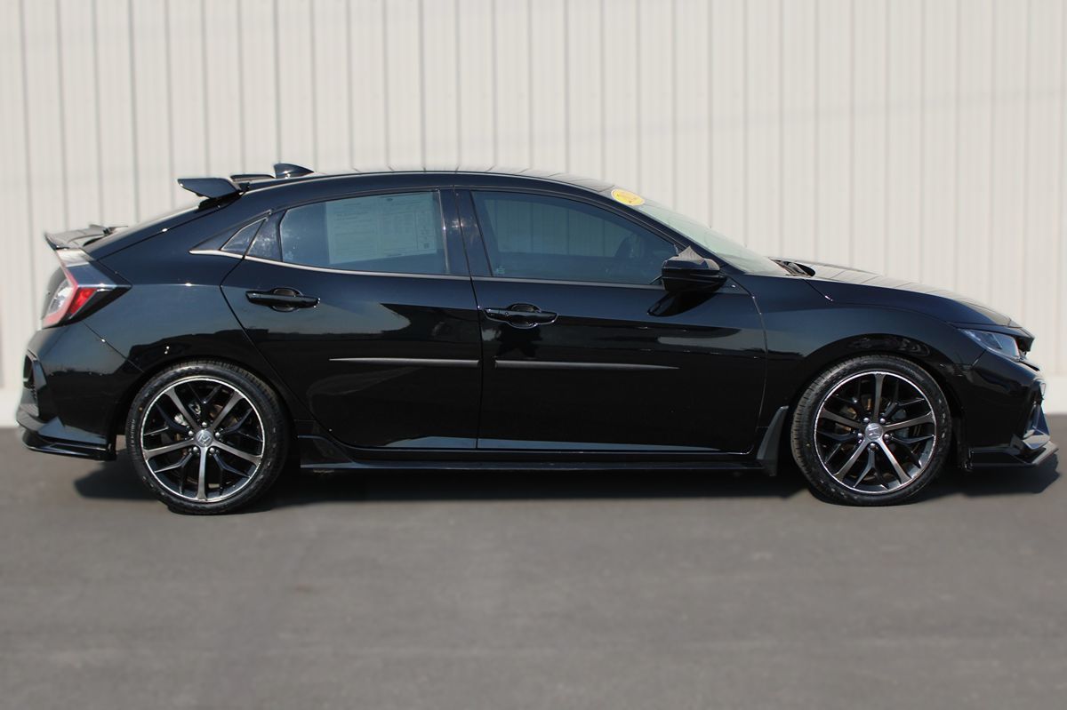 2021 Honda Civic Hatchback Sport photo 9