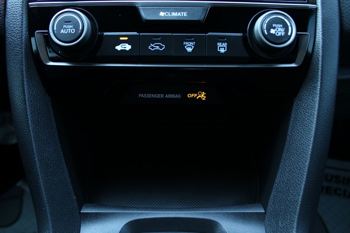 2021 Honda Civic Hatchback Sport photo 27