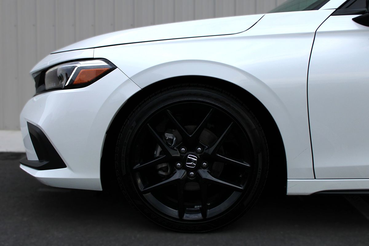 2024 Honda Civic Hatchback Sport photo 5