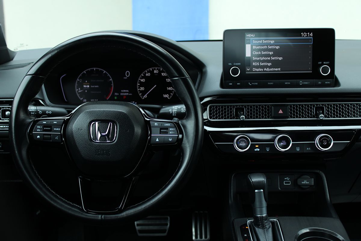 2024 Honda Civic Hatchback Sport photo 13