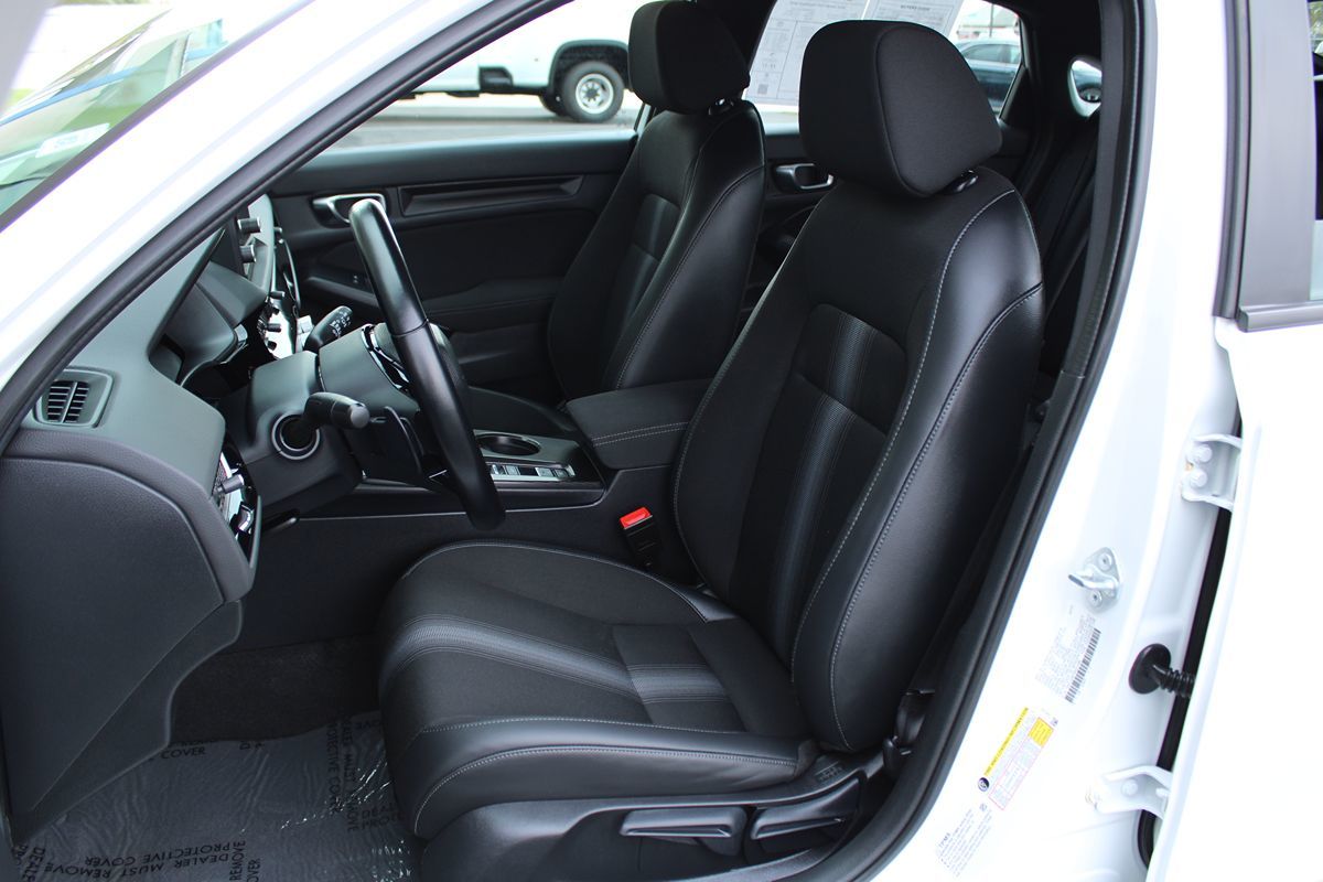 2024 Honda Civic Hatchback Sport photo 15