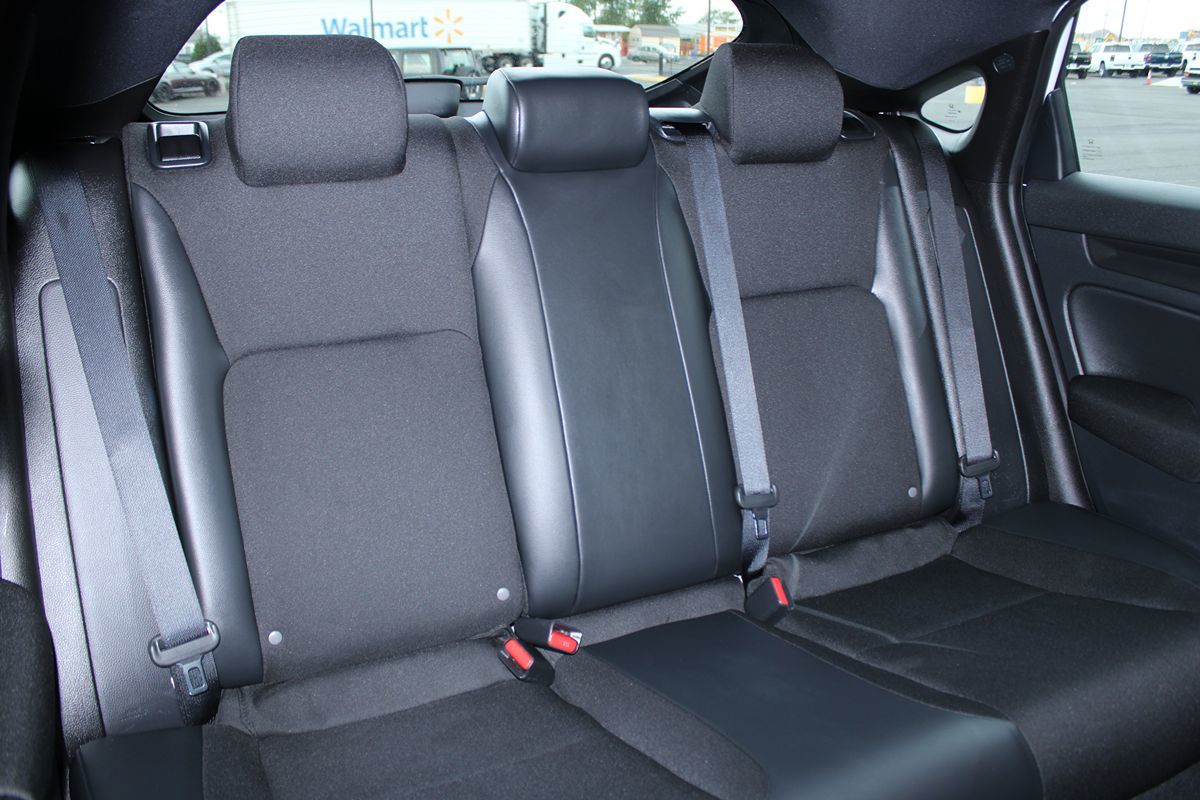 2024 Honda Civic Hatchback Sport photo 18
