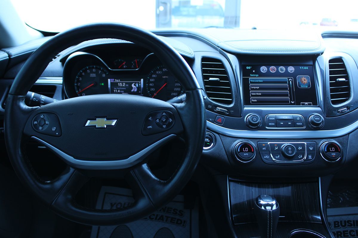 2019 Chevrolet Impala 1LT photo 13
