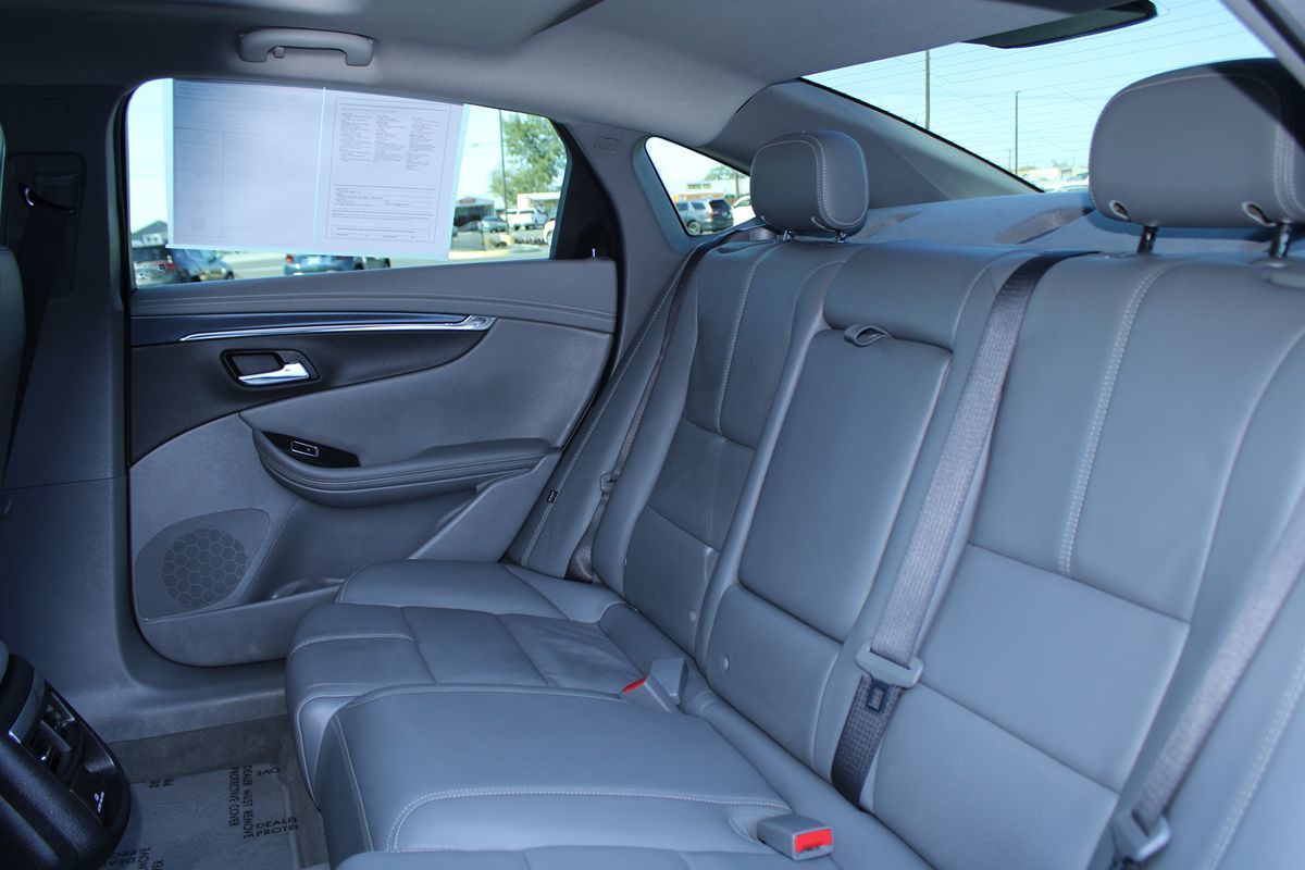 2019 Chevrolet Impala 1LT photo 16