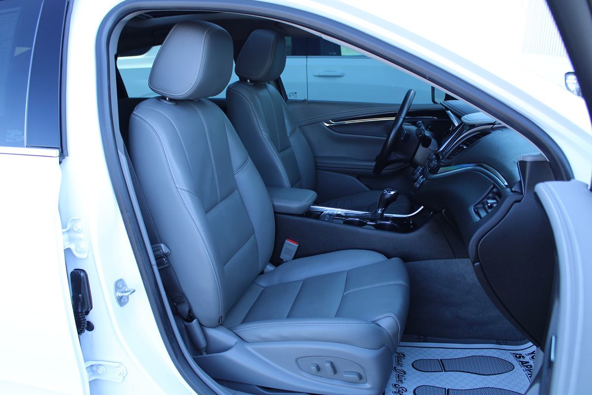 2019 Chevrolet Impala 1LT photo 17