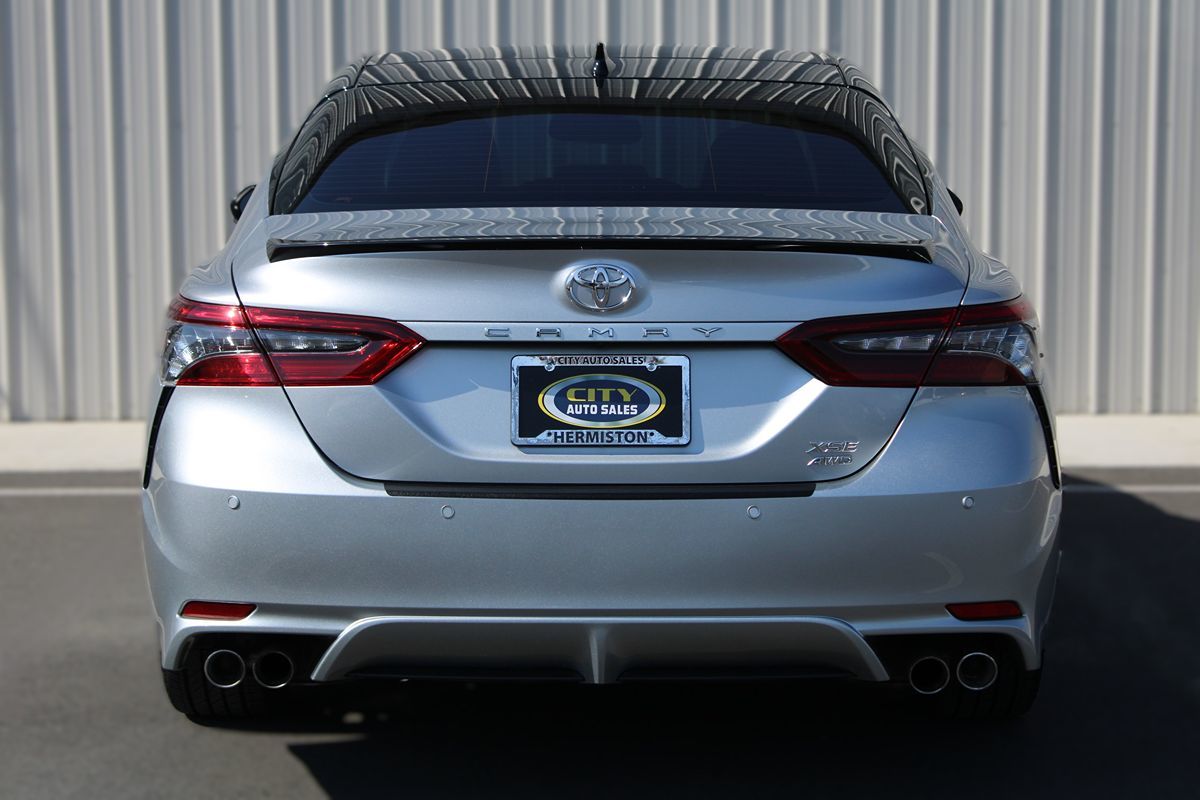 2023 Toyota Camry XSE photo 7