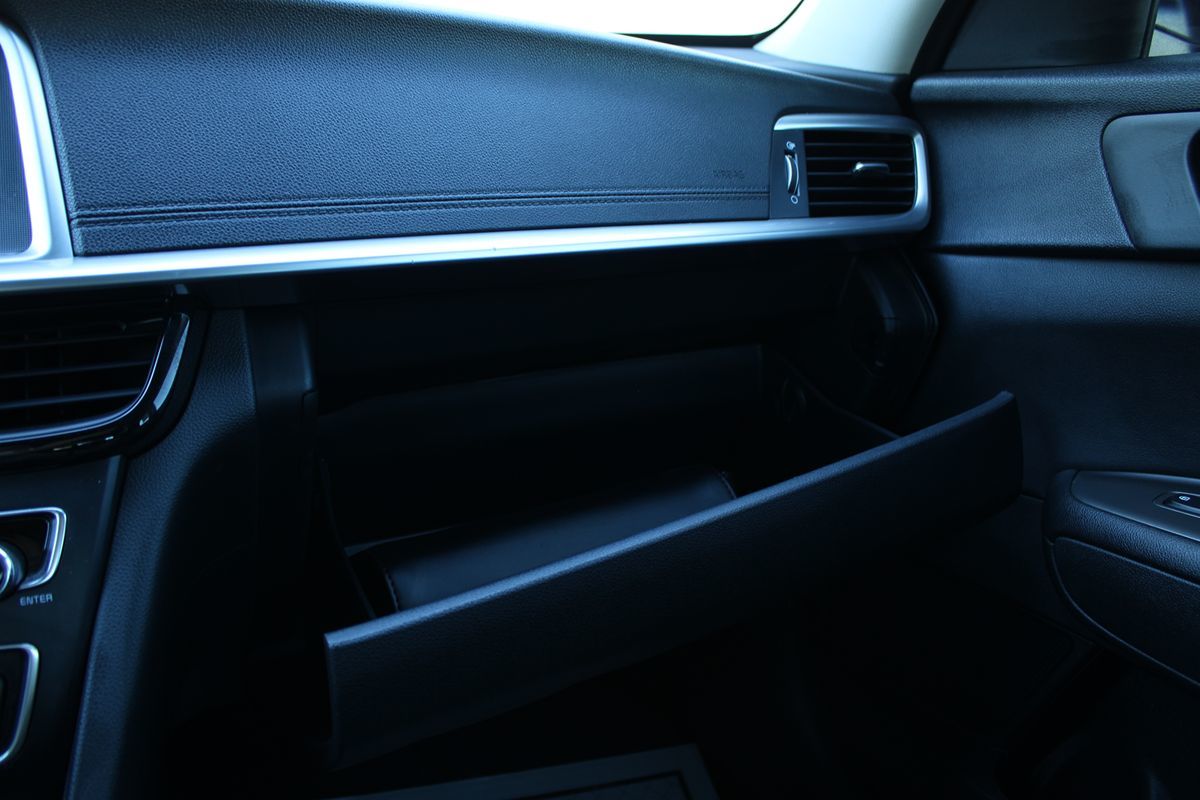 2020 Kia Optima LX SE photo 25