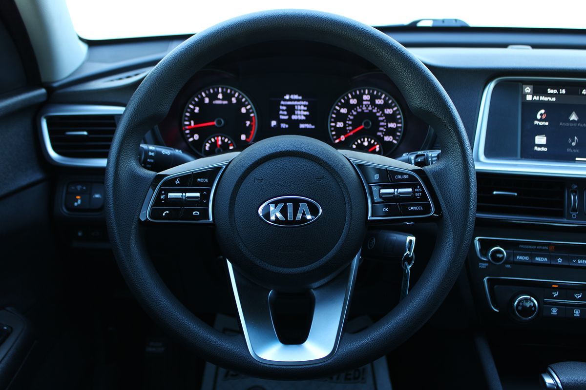 2020 Kia Optima LX SE photo 11