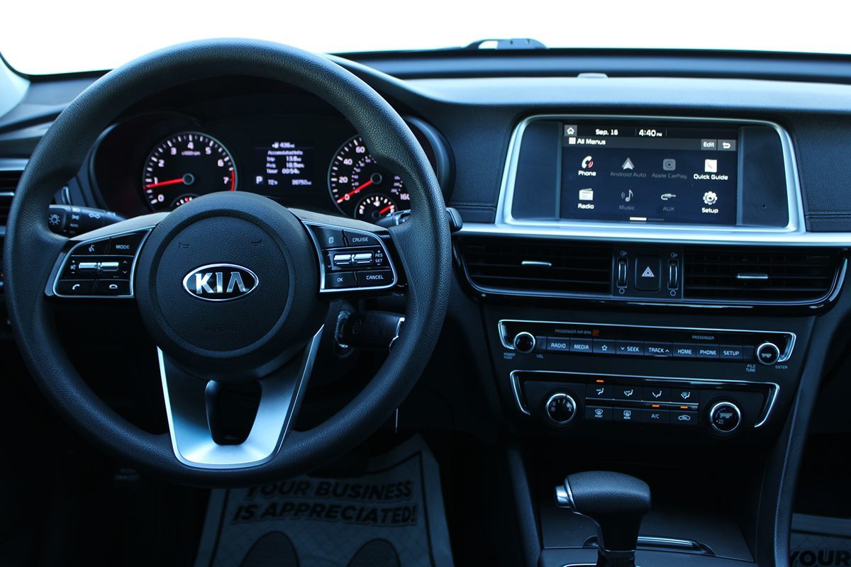 2020 Kia Optima LX SE photo 12