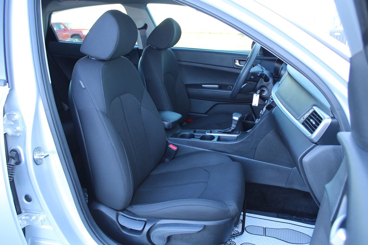 2020 Kia Optima LX SE photo 16