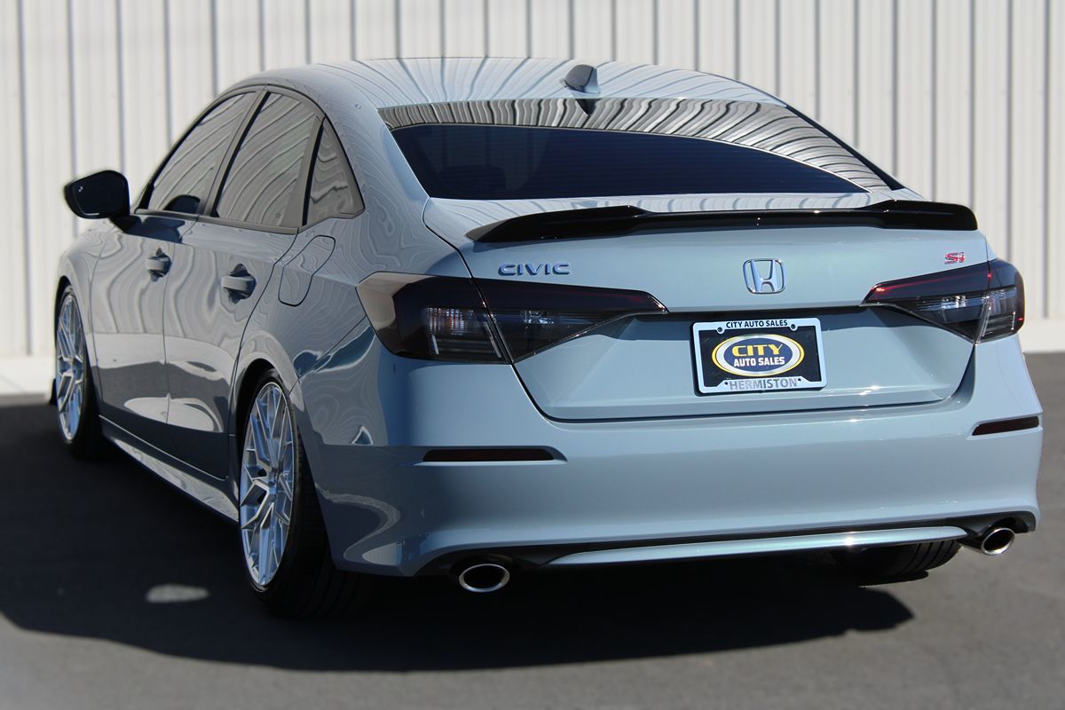 2023 Honda Civic Si photo 3