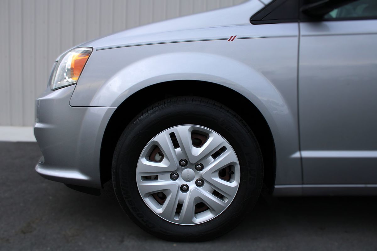 2018 Dodge Grand Caravan SE photo 5