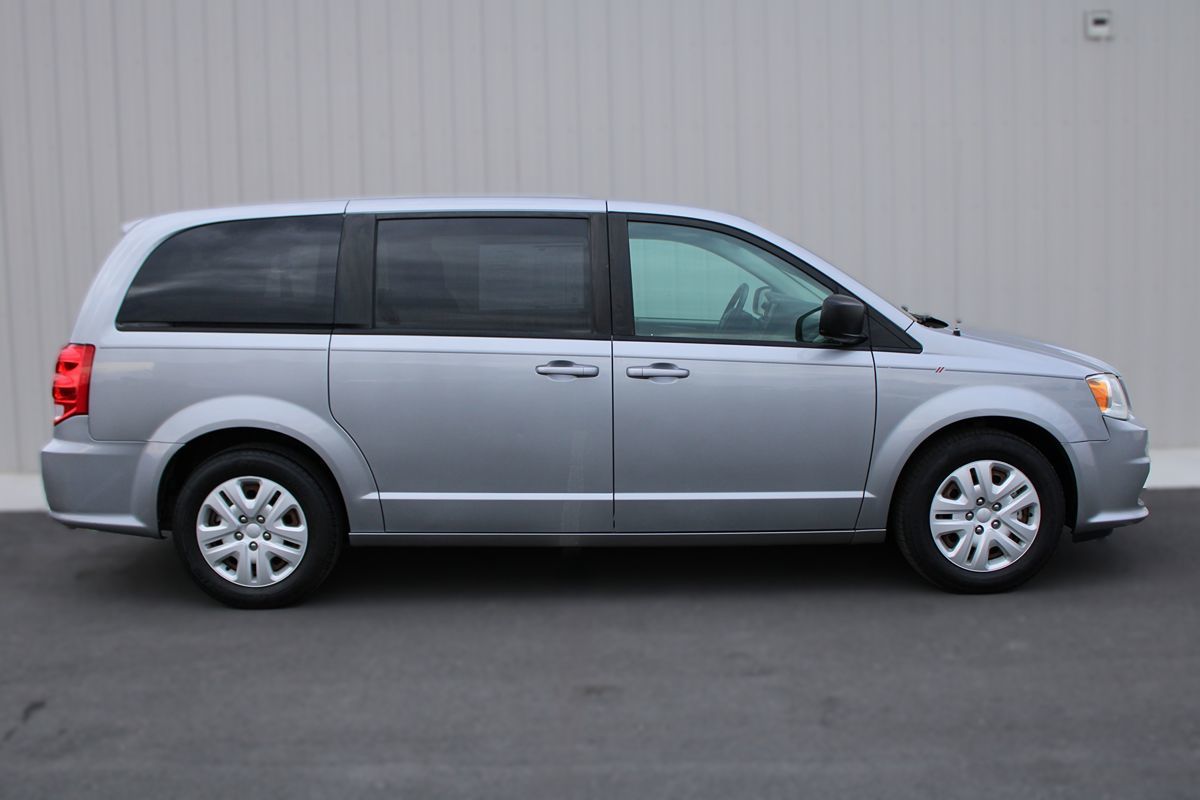 2018 Dodge Grand Caravan SE photo 9