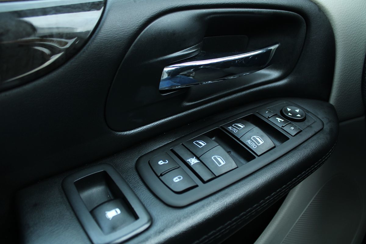 2018 Dodge Grand Caravan SE photo 22