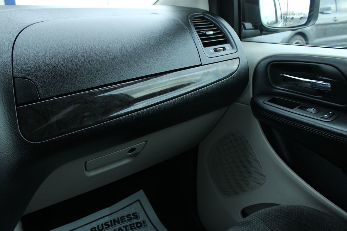 2018 Dodge Grand Caravan SE photo 27