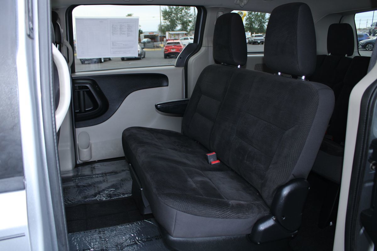 2018 Dodge Grand Caravan SE photo 18