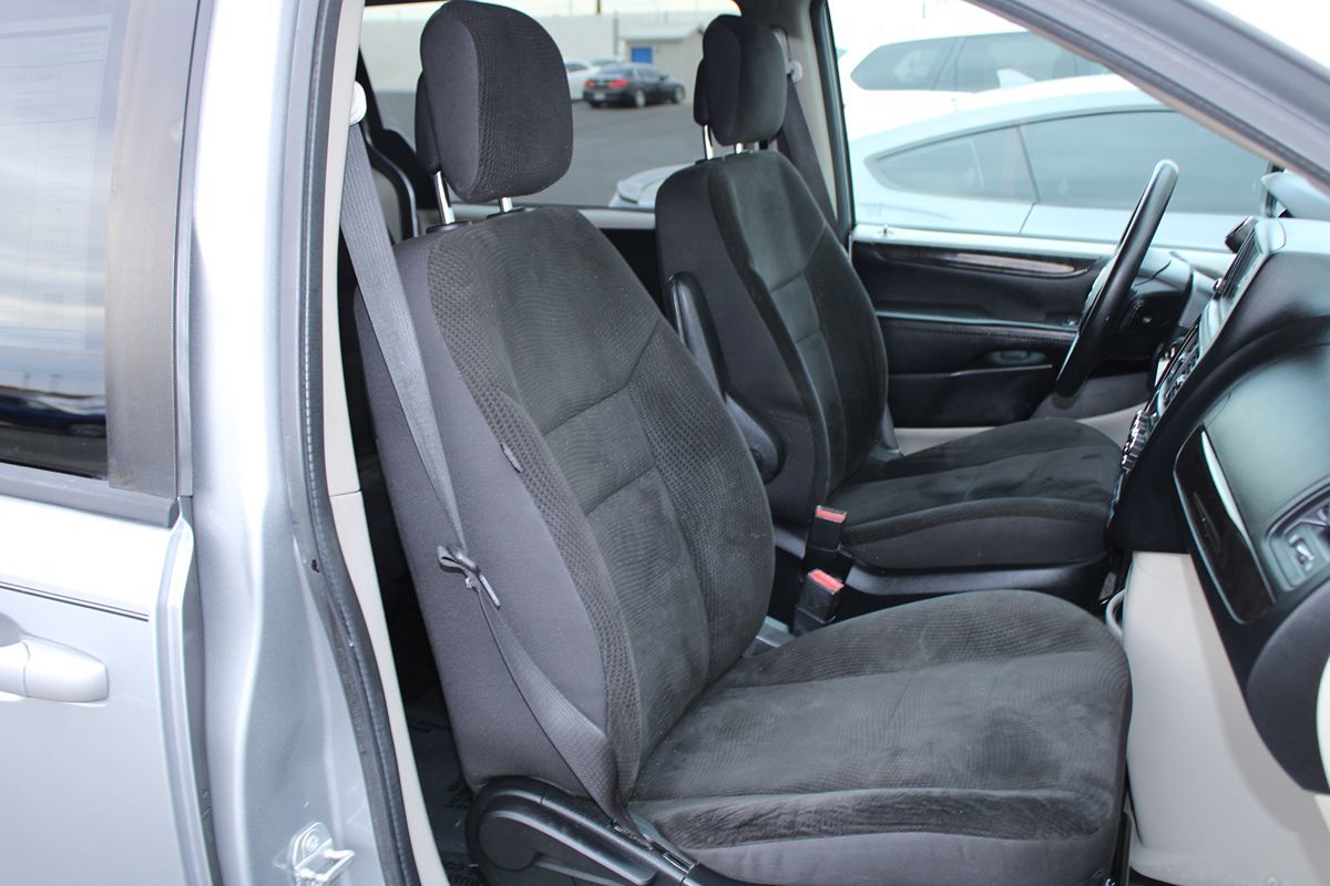 2018 Dodge Grand Caravan SE photo 19