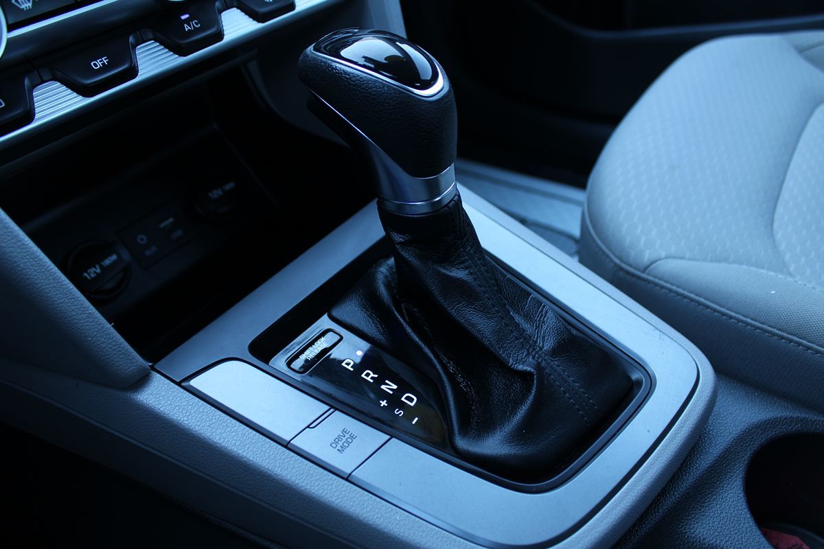 2020 Hyundai Elantra SEL Value Edition Limited photo 25
