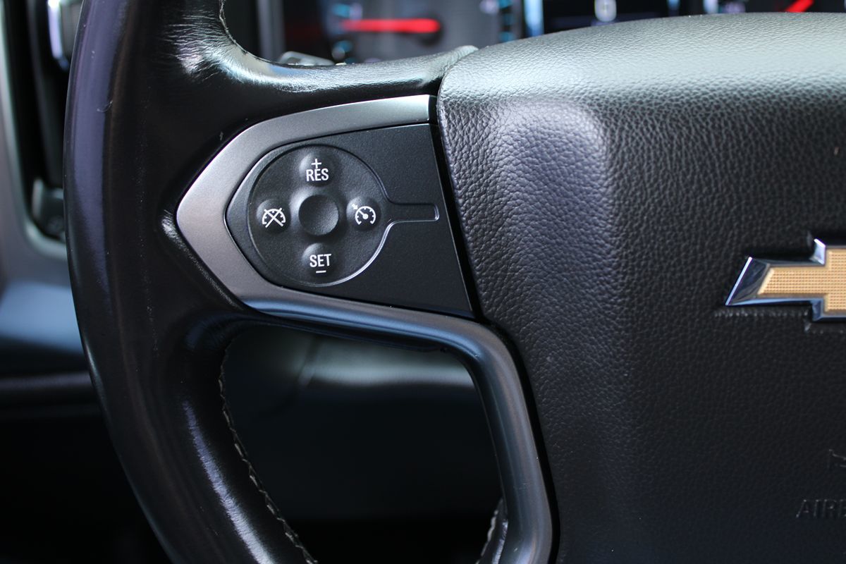 2016 Chevrolet Silverado 3500HD LTZ photo 11